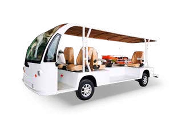 Mini-Bus Fully Enclosed Medical 3